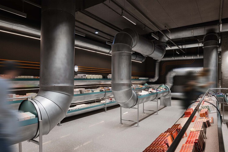 From Industry to the Living Room: Metal Furniture in Interior Architecture - Featured Image