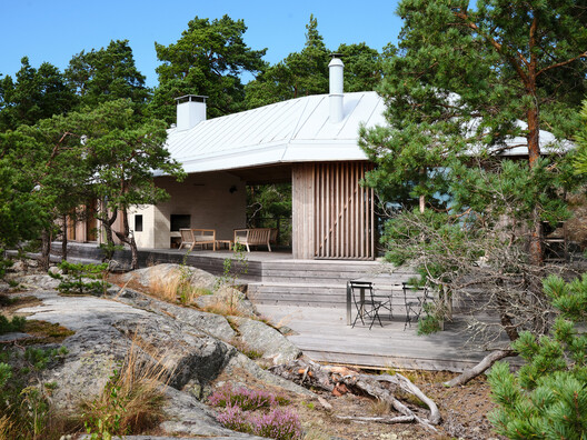 Långholmen Residence  / Mer Architects