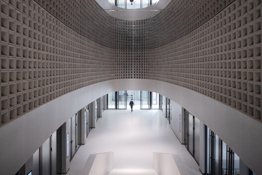 郎酒集团品质研究院 / 天仝建筑 - 14 的图像 32