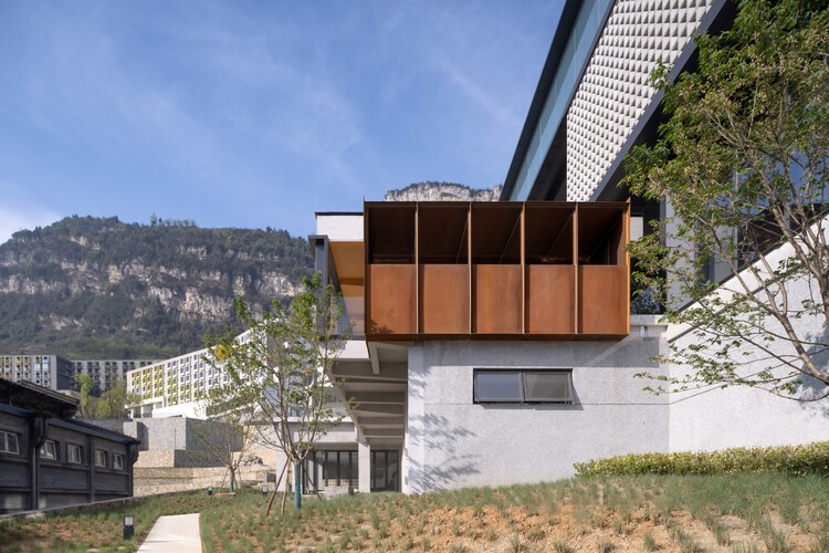 郎酒集团品质研究院 / 天仝建筑 - 建筑图, 阳台