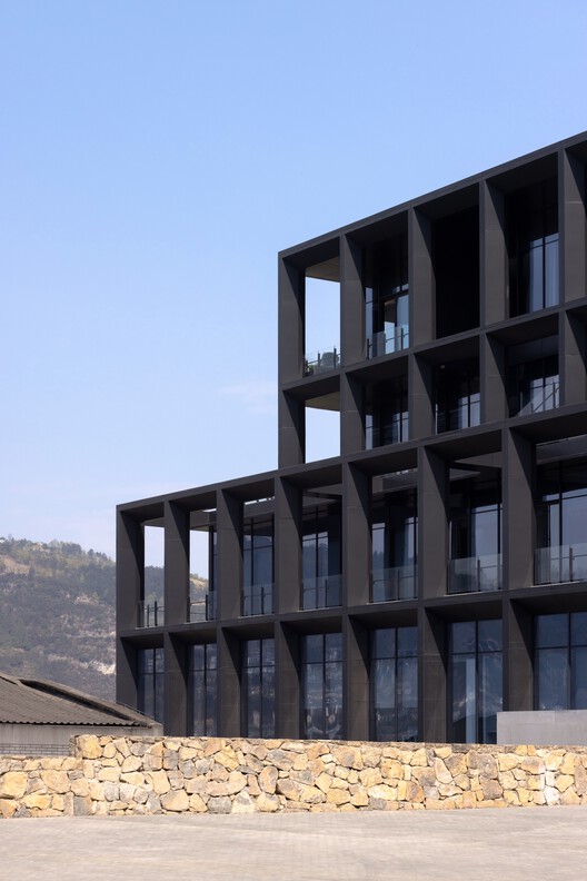 郎酒集团品质研究院 / 天仝建筑 - 建筑图