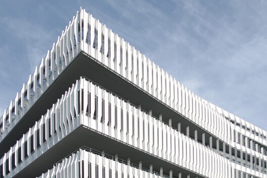 TOYOTA Research and Development Center / Nikken Sekkei - Image 9 of 33