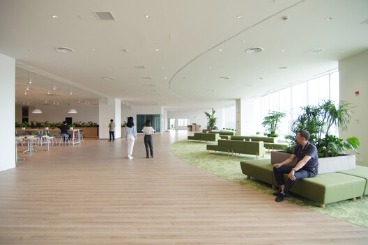 TOYOTA Research and Development Center / Nikken Sekkei - Interior Photography, Chair