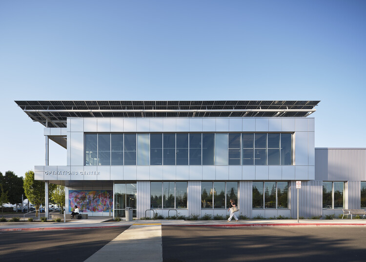 Centro de Operações da Biblioteca de Multnomah / Hennebery Eddy Architects - Fotografia de Exterior, Fachada