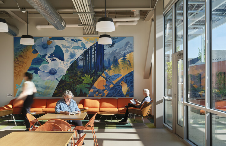 Centro de Operações da Biblioteca de Multnomah / Hennebery Eddy Architects - Fotografia de Interiores, Cadeira