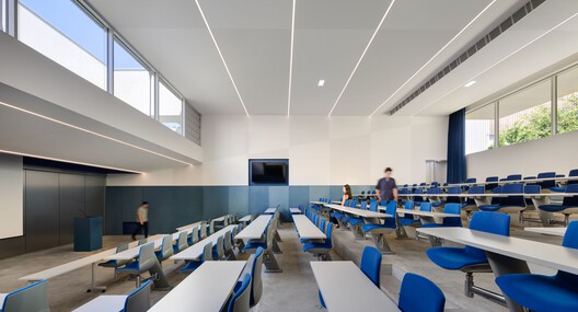 Franche-Comté Advanced School of Engineering / Dominique Coulon & associés - Interior Photography, Chair