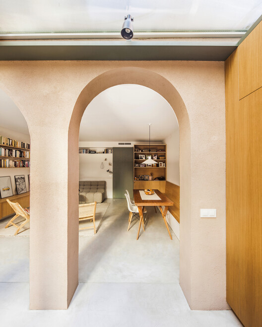 Invernadero / Anna & Eugeni Bach - fotografía de interiores, madera, sillas