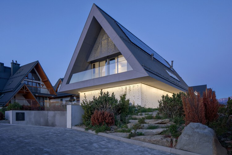 House with a Private Giewont Mountain / BXB Studio Bogusław Barnaś
