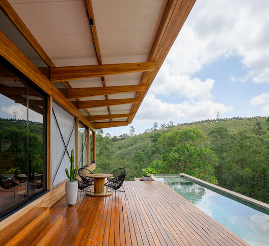 Casa CLV / Cornetta Arquitetura - Fotografía interior, Madera, Fijación Vigas, Terraza