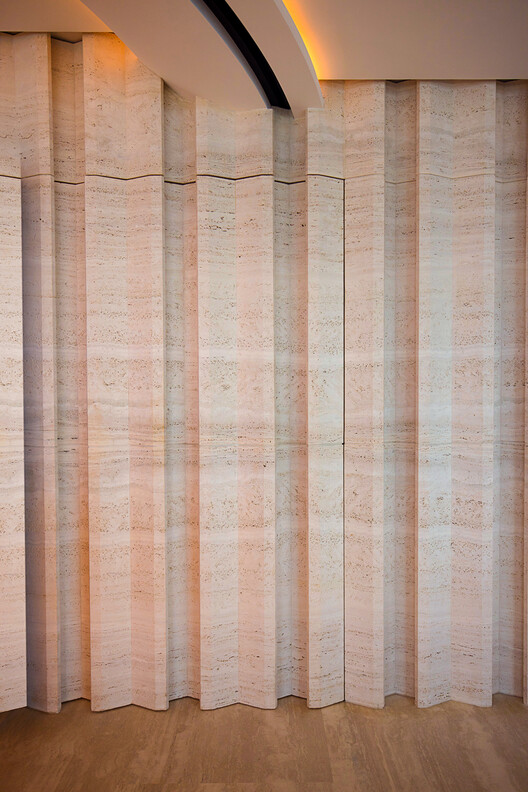 Doors at Scale: Highlights from the Best Pivot Door Contest 2026 - Image 10 of 22