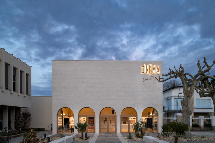 Louis Malle Cinema / Atelier Nastorg + Atelier Revel Architecture - Exterior Photography, Cinema, Facade