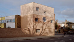 Runda House / Nikjoo