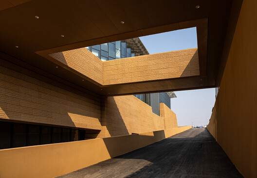 Shaanxi Culture and Art Museum (1st Phase) / TJAD Atelier L+ - Image 18 of 40