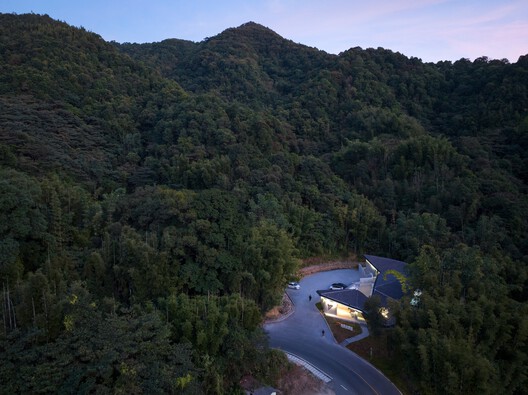 Su Dongpo’s Pleasures at Banhu Ridge / AOMOMO Studio, Shanghai Jiao Tong University - Image 12 of 39