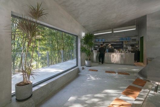 Su Dongpo’s Pleasures at Banhu Ridge / AOMOMO Studio, Shanghai Jiao Tong University - Interior Photography, Concrete