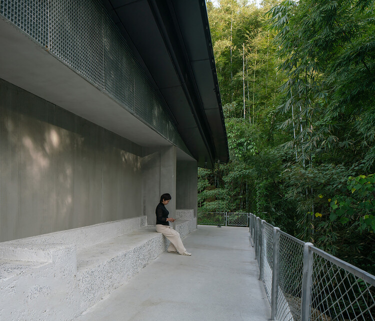 Os Prazeres de Su Dongpo na Serra de Banhu / AOMOMO Studio, Shanghai Jiao Tong University - Fotografia de Exterior