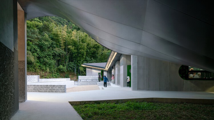 Os Prazeres de Su Dongpo na Serra de Banhu / AOMOMO Studio, Shanghai Jiao Tong University - Imagem 25 de 39