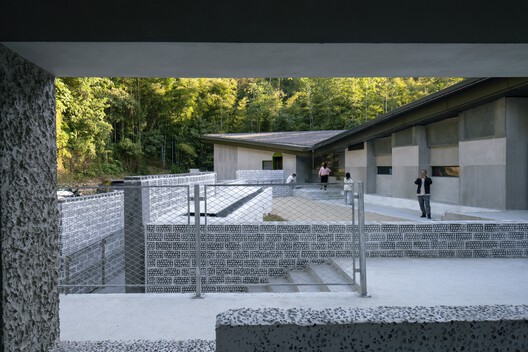 Su Dongpo’s Pleasures at Banhu Ridge / AOMOMO Studio, Shanghai Jiao Tong University - Image 27 of 39