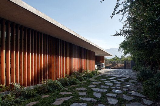 Casa Paso de los Toros / Juan Carlos Sabbagh Arquitectos - Imagen 10 de 25