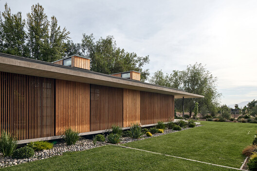 Casa Paso de los Toros / Juan Carlos Sabbagh Arquitectos - Fotografía exterior, Madera, Jardín