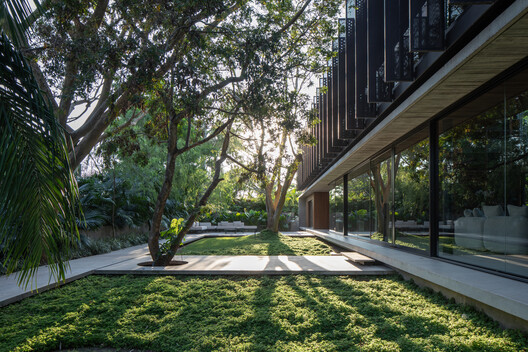 Casa AS / Sommet - Imagem 4 de 35