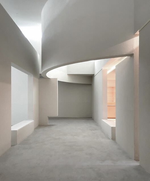 TAA Gallery  / TAA DESIGN - Image 3 of 27