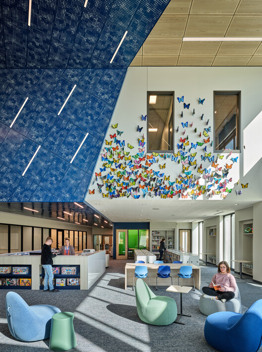 “Users Are the Experts on Themselves”: How People Shape the Spaces They Use - Image 13 of 29