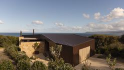 Fairhaven House / LTD Architectural Design Studio + DOOD Studio