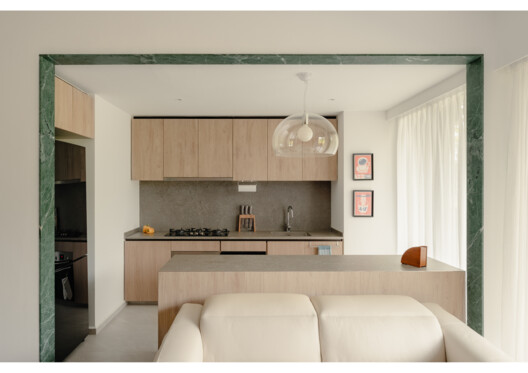 Ki Residence / Studio Sanshou - Interior Photography, Kitchen, Wood, Countertop, Lighting, Table, Chair