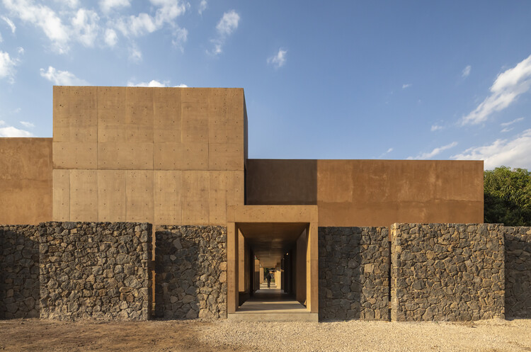 Casa Macana / Taller Carlos Marín - Imagen 1 de 24