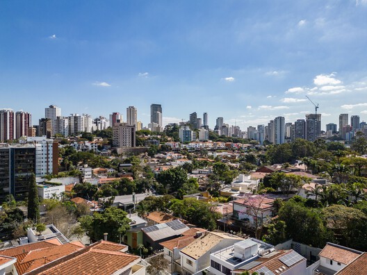 Residencia TCV / André Becker - Imagen 6 de 45