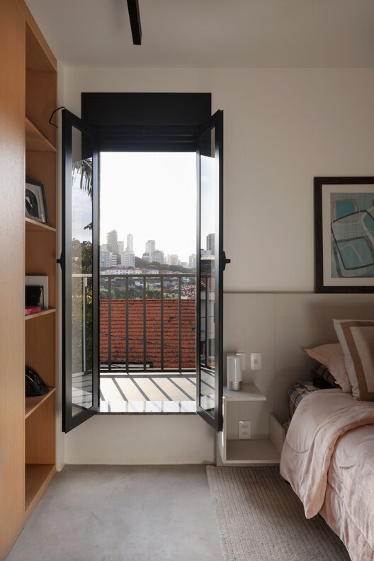 Residencia TCV / André Becker - Fotografía interior, Dormitorio, Vidrio, Camas