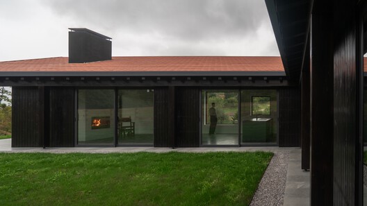 Casa Reversa / Héctor Navarro + ARKHITEKTON - Fotografía exterior, Concreto