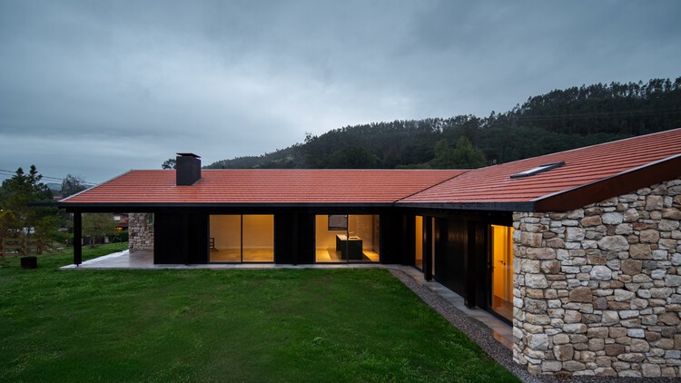 Casa Reversa / Héctor Navarro + ARKHITEKTON - Fotografía de Exteriores