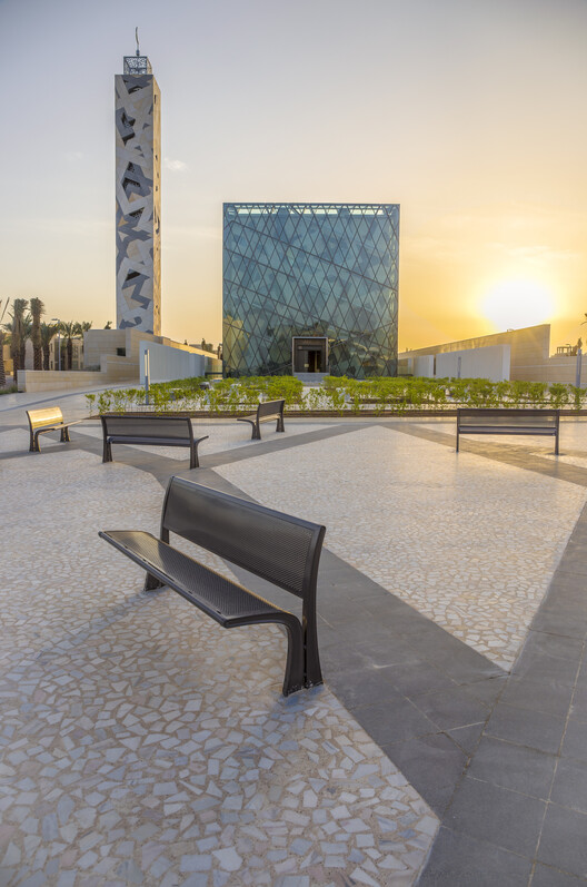 Riyadh Architecture City Guide: 16 Projects from Heritage to Urban Expansion - Image 15 of 22
