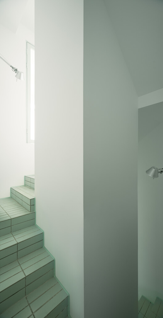 A Very Small 24-hour Bookstore / SZ-ARCHITECTS - Image 15 of 44