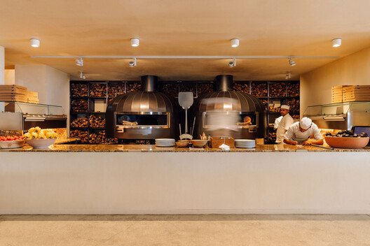 Restaurante ZeroZero Belem / LADO Arquitectura e Design - Fotografia de Interiores, Cozinha, Iluminação, Bancada