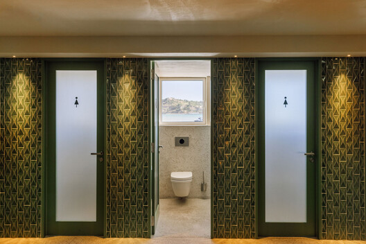 Restaurante ZeroZero Belem / LADO Arquitectura e Design - Fotografia de Interiores, Porta