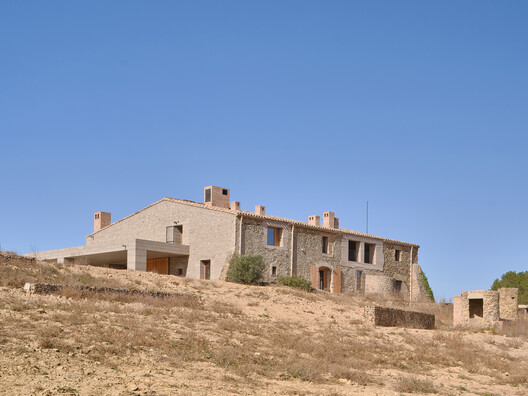 House 1627 / HARQUITECTES - Image 19 of 33