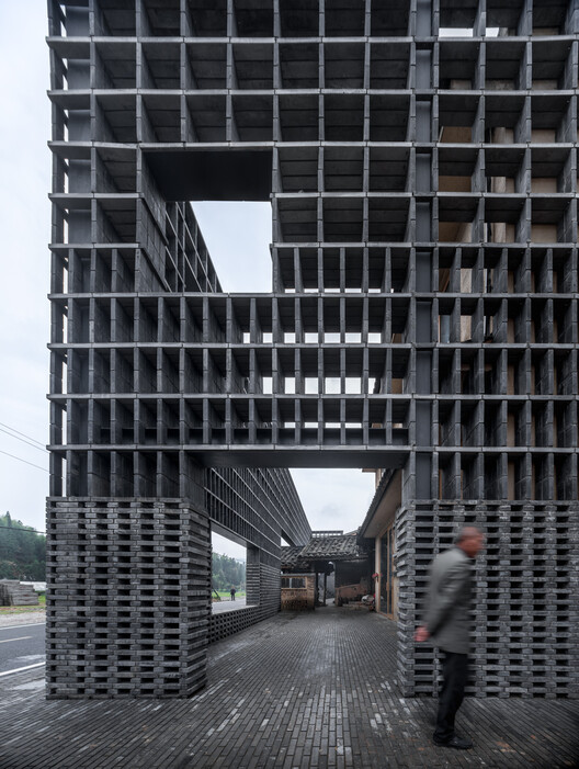Heritage “Ay” Kiln Adaptive Renewal / YFS + WUGE Studio - Exterior Photography