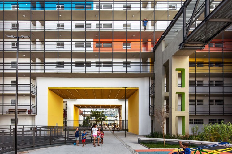 Del patio al barrio: lecciones desde América Latina sobre la construcción colectiva del lugar - Foto 2 de 10