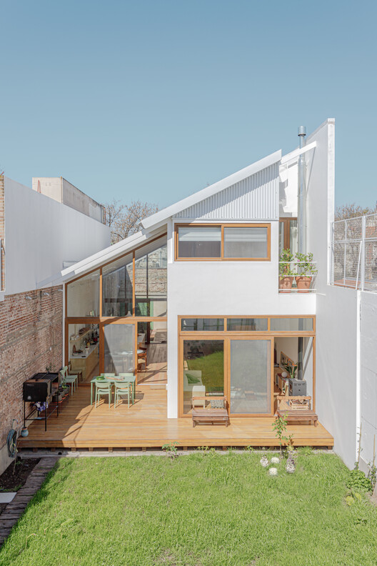 Casa Tamborini  / SHIDO - Fotografía exterior, Casas, Balcón, Escaleras