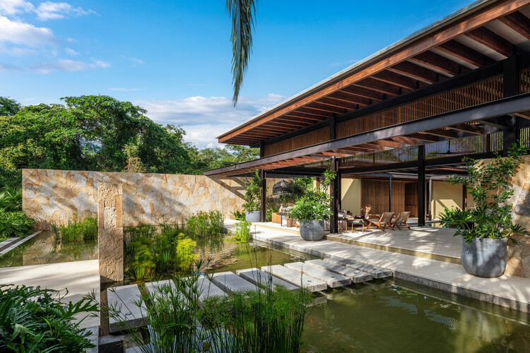 Casa León Anapoima / Alberto Burckhardt - fotografía exterior, jardín