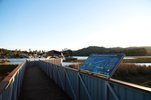 Pasarela Mirador Treng-Treng / ARQ/Sostenible - Fotografía exterior, Terraza