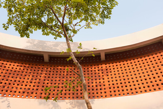 Granthalay Civic Institution / Studio Infinity - Image 7 of 21