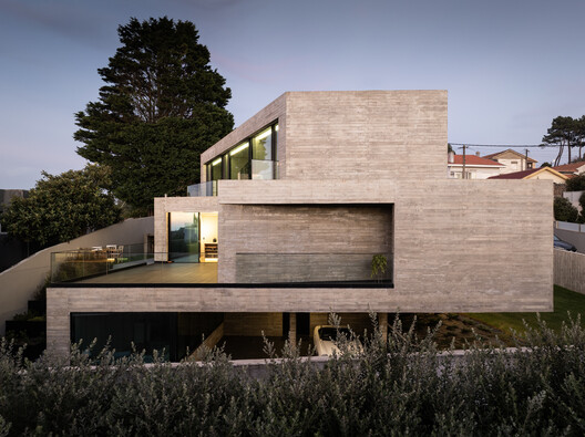 House_JA / éOp – arquitectura e design - Exterior Photography