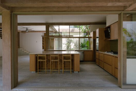 Paseo House of Cantera / Antumbra estudio - Interior Photography, Kitchen, Wood, Beam