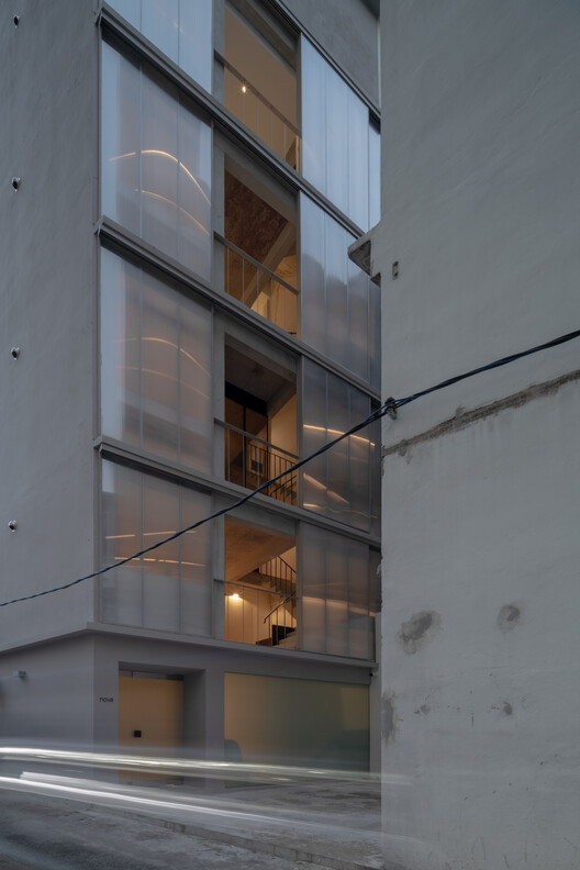 Nova Contemporary Gallery / Skarn Chaiyawat - Image 5 of 29