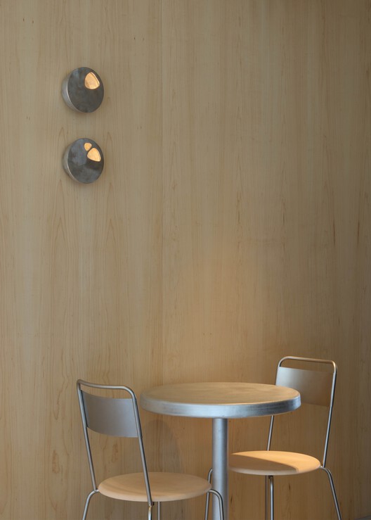 Koffiqa Coffee Shop / Lea Daniel - Interior Photography, Wood