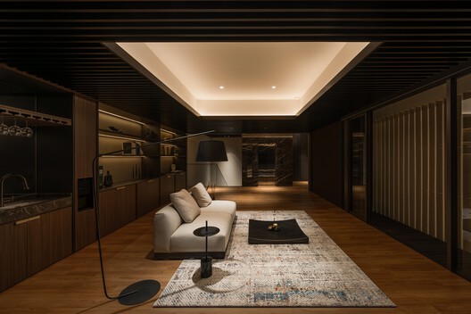 Syncube House / Gets Architects - Interior Photography, Living Room, Wood, Lighting, Table, Chair